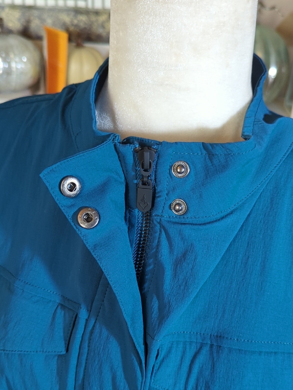 torrid Happy Camper Bright Teal Vest Bungee Cord Waist Torrid Sz 2 2X - Picture 9 of 10
